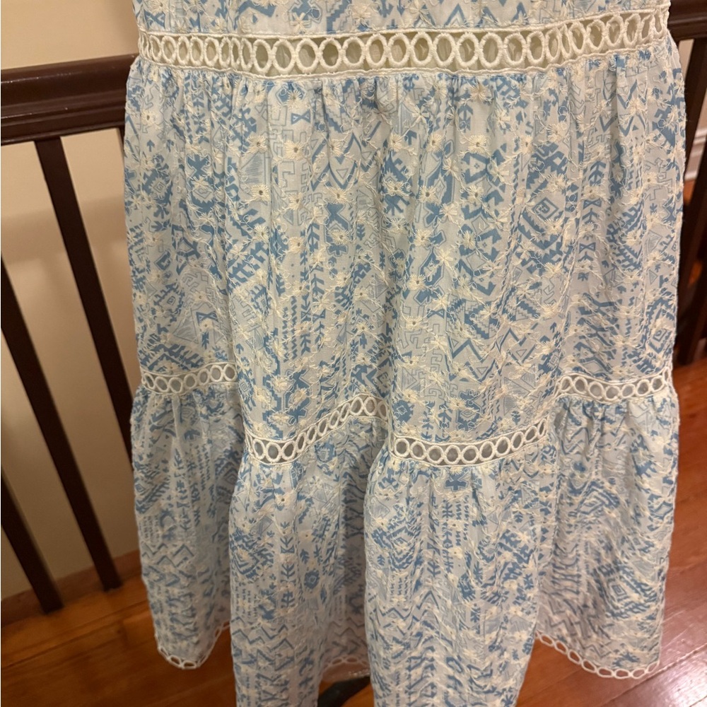 Aqua 100% Bloomingdale’s exclusive Elegant Blue and White Eyelet Dress - Picture 6 of 13